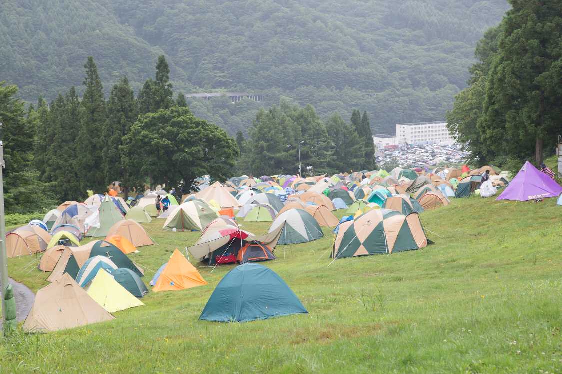 Hサイトからもキャンプサイト前は見えます。