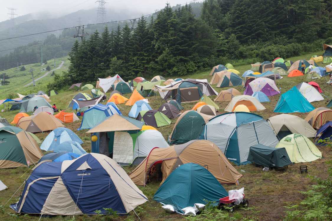 全体が平坦というわけではありません。