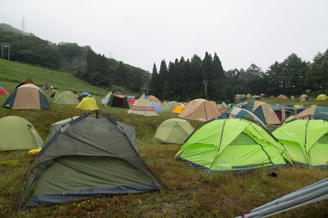 Eサイトの谷側。