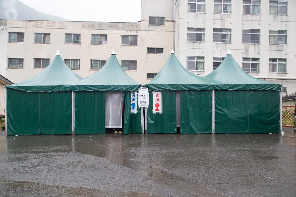 無料で利用できる簡易シャワー。