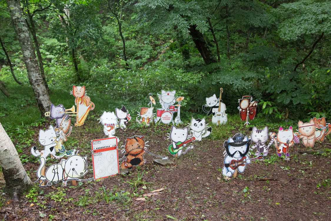 ボードウォークの途中にあった猫のバンドをところ天国手前に移動。モーターヘッドのレミー・キルミスターは残っていましたがプリンス、デヴィッド・ボウイはありませんでした。