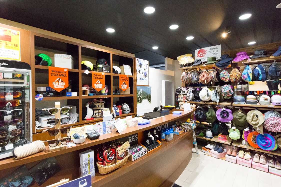 もともとはスポーツ用品と雑貨の店。