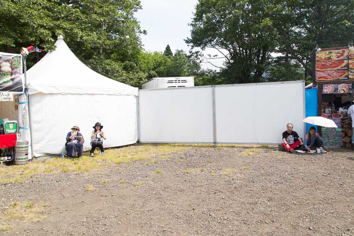 2店舗分の空白地。