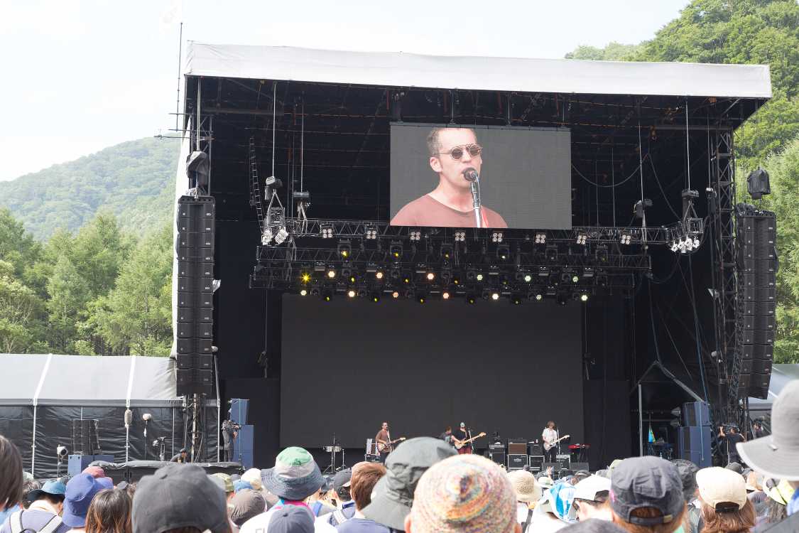 ホワイトステージ。アバロンフィールド側から。