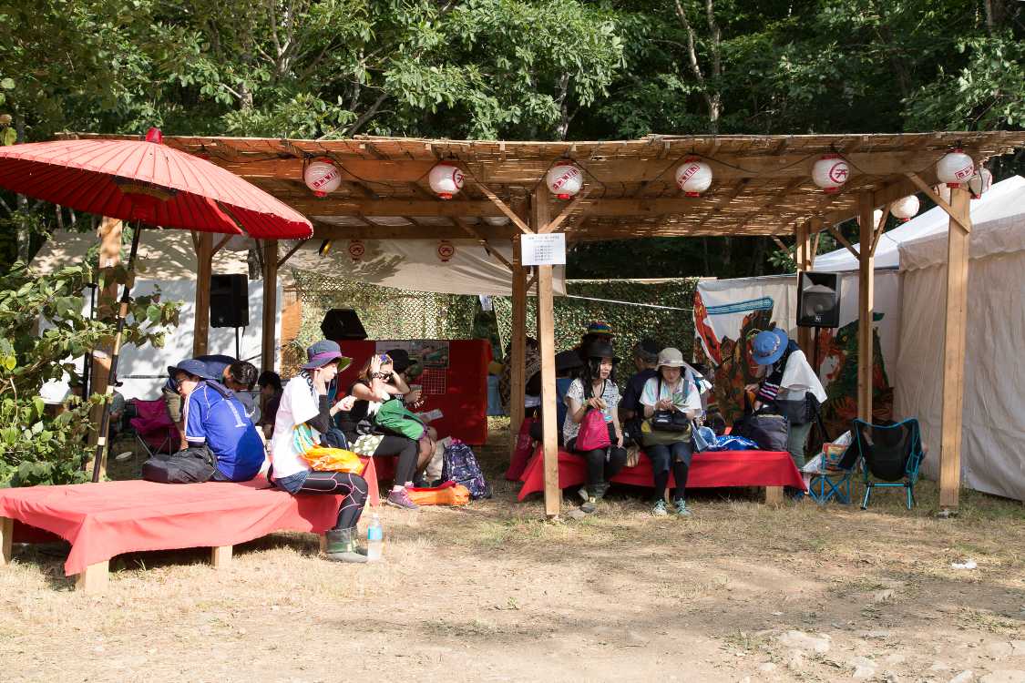 落語が行われる茶屋。お茶は出ません。