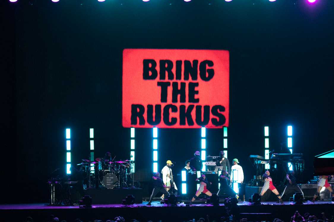 直接的なメッセージ。パブリック・エナミーを意識したところもあるでしょう。