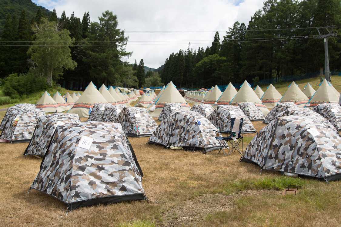 同じデザインで並んでいるので、番号で識別します。主に1人用。