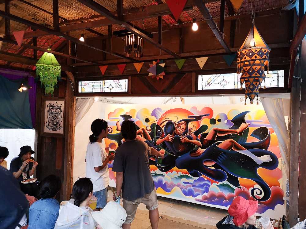 描いているのはグラヴィティ・フリー。