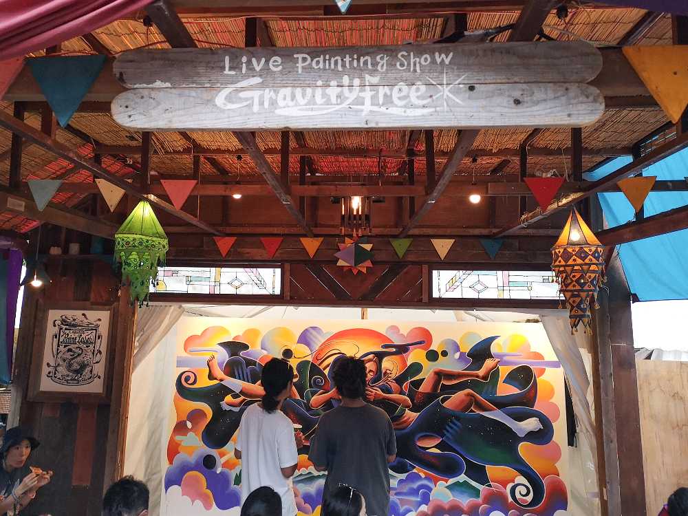 毎年新作が描かれます。