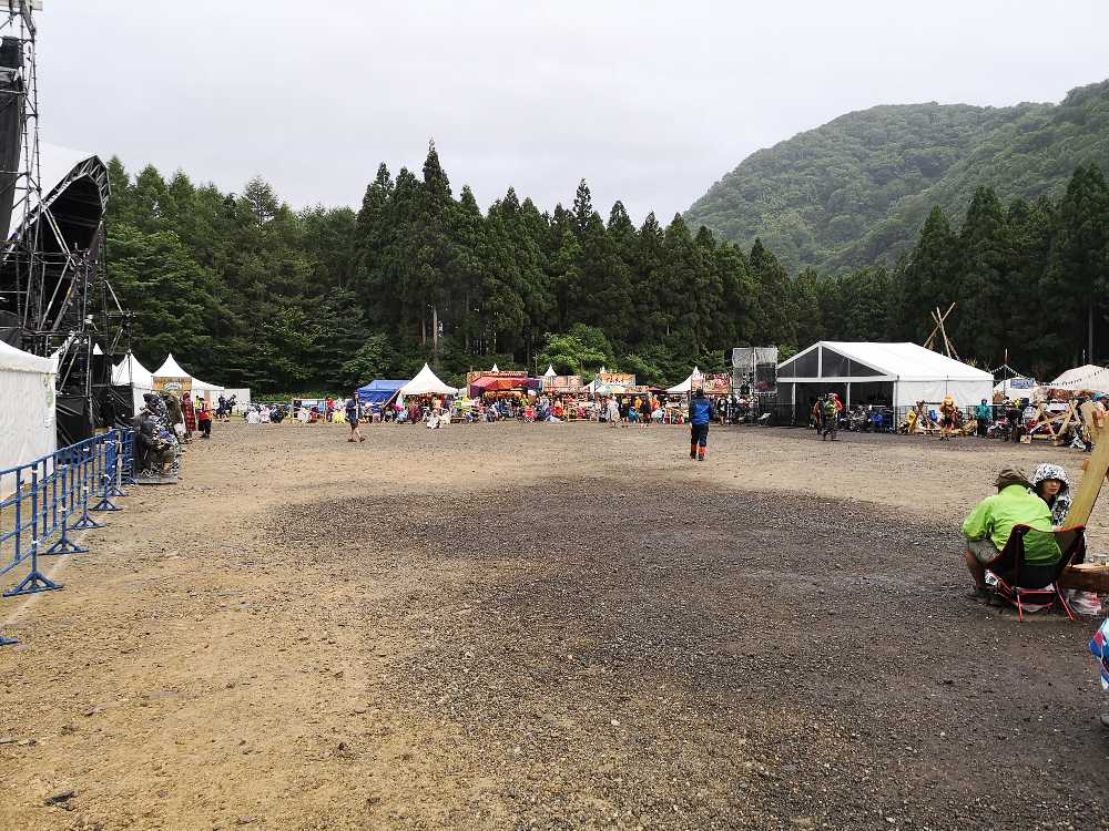 終演後は人がほとんどいなくなります。