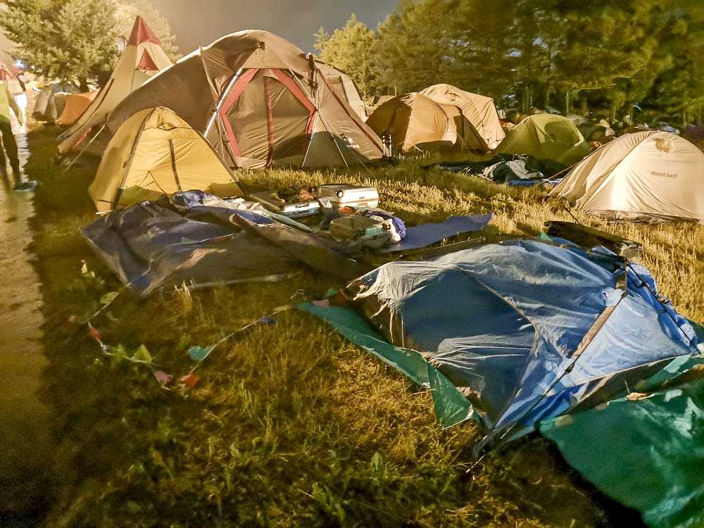 日曜午前3時40分ごろ。