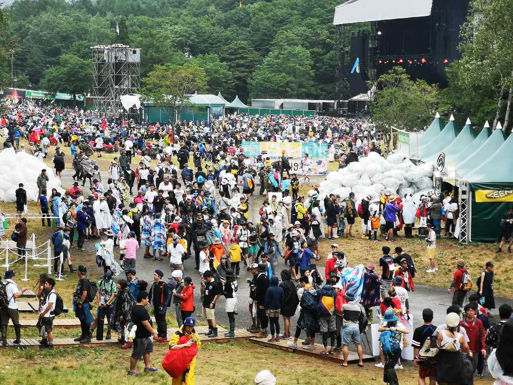 グリーンステージの奥全景。