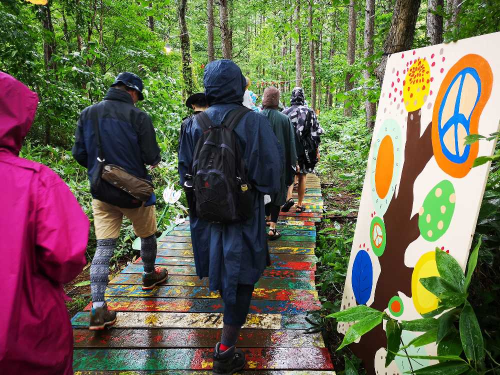 フラワーパワーの作品群。