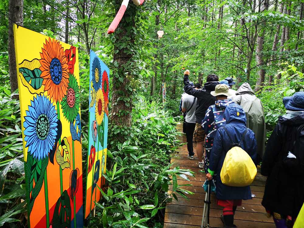 創作の場を与えられて、出てきた作品がこれならば、全体としてやや物足りない。