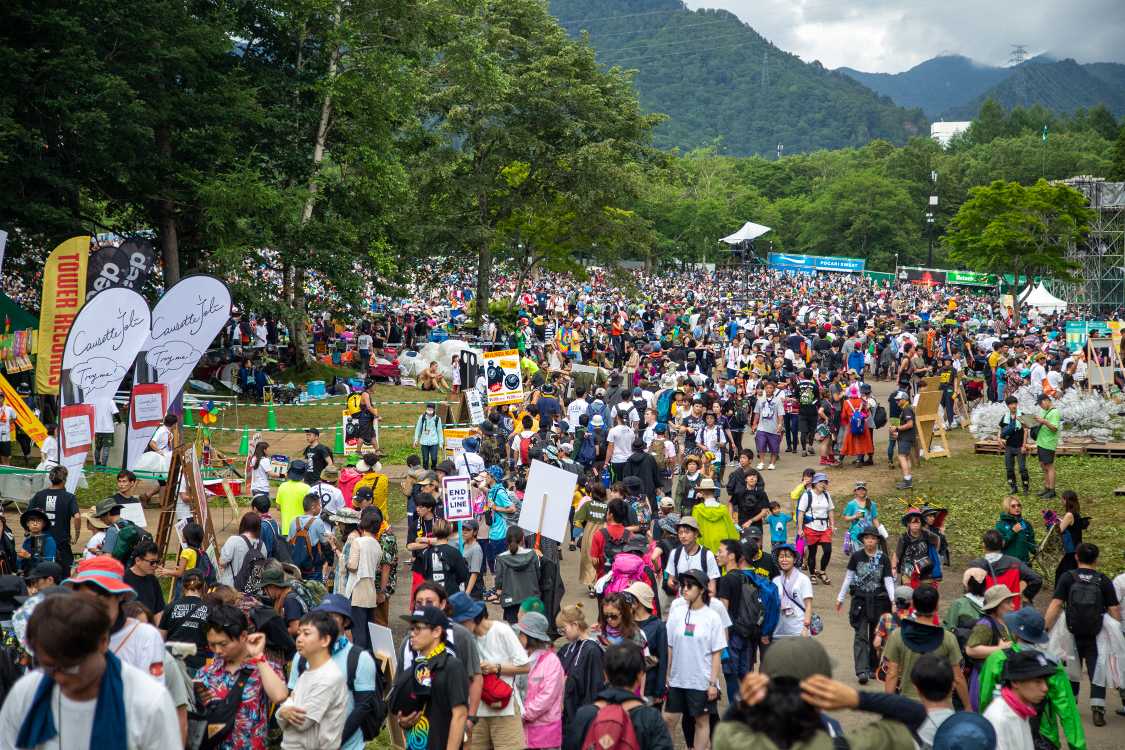 土曜の夕方以降、大雨で景色は大きく変わります。