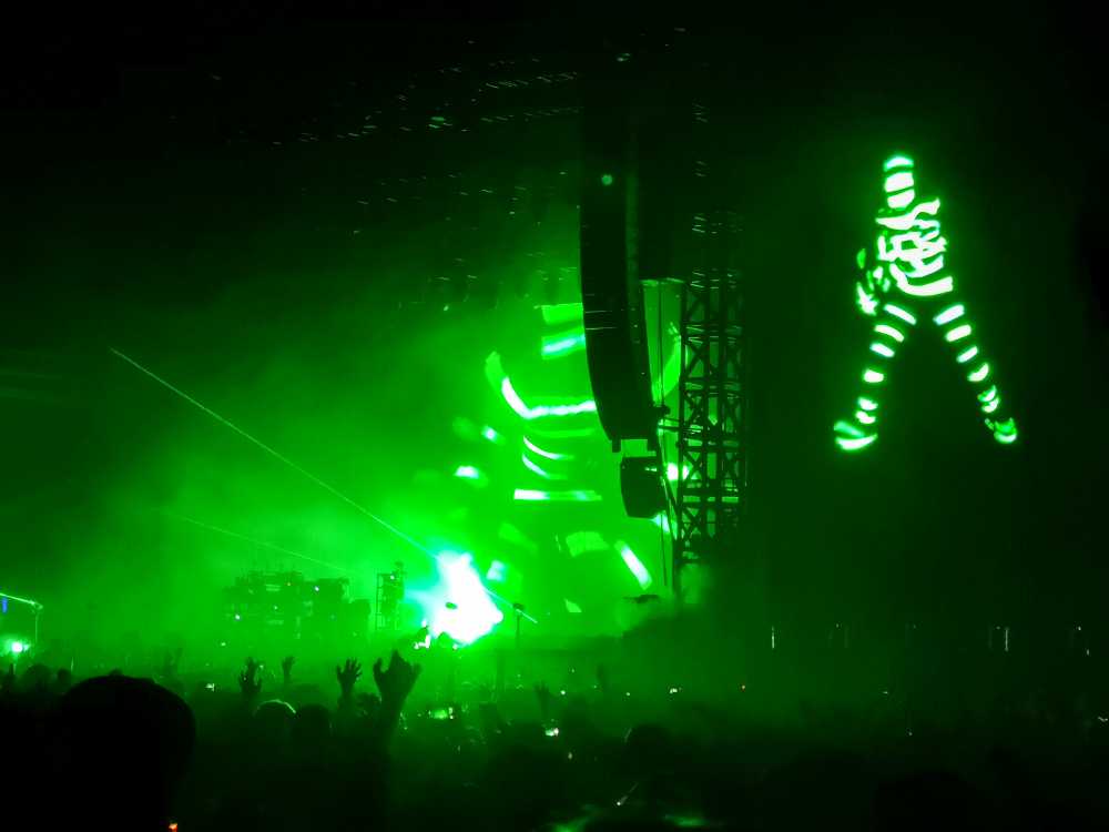 定番の映像です。