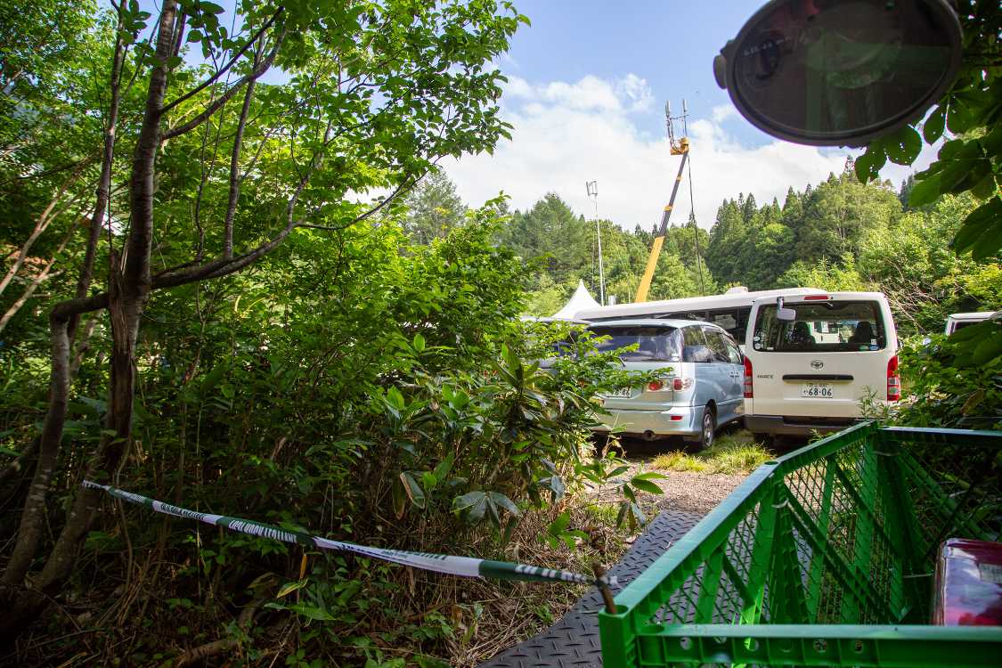 臨時の基地局が見えます。