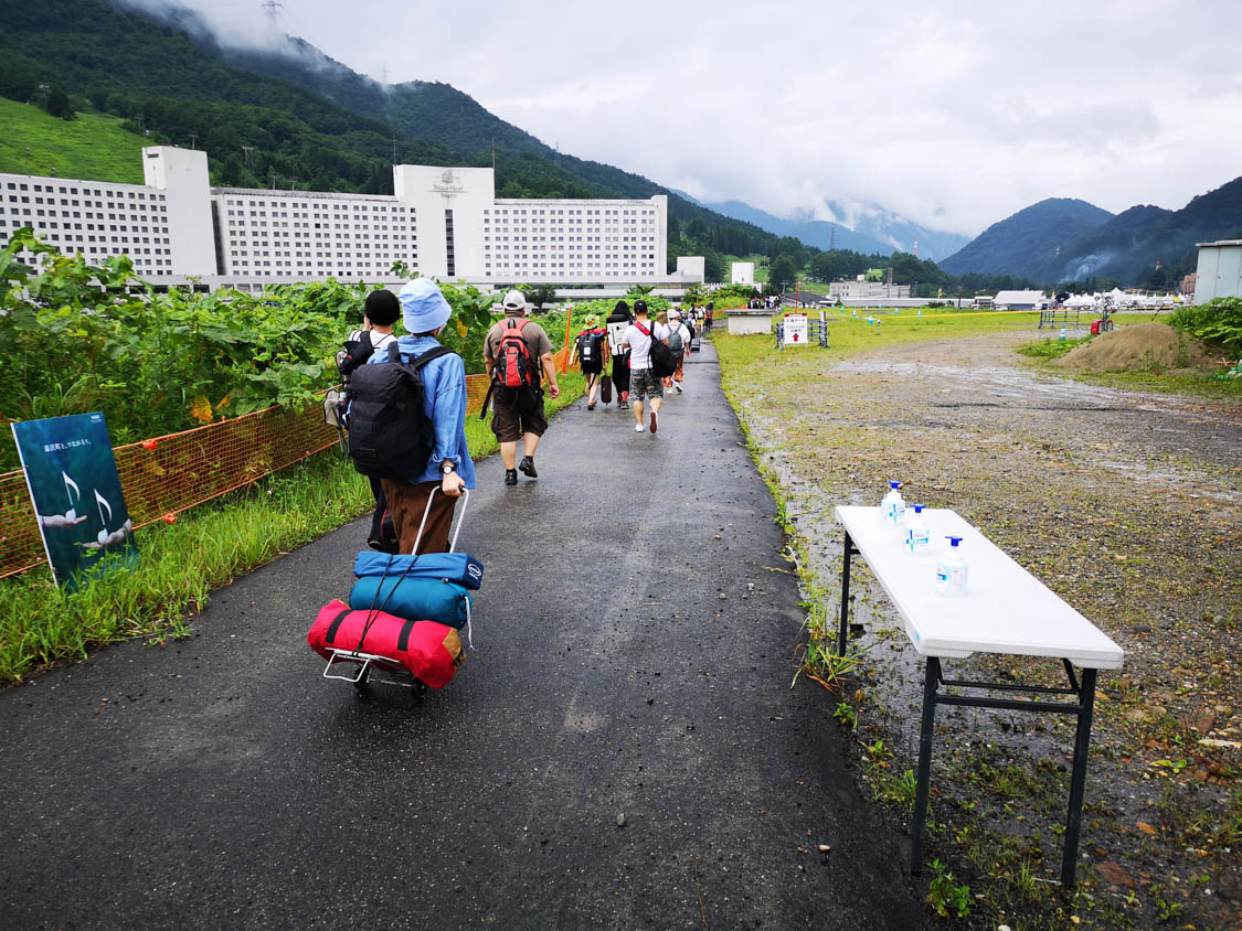 到着し、会場へ。