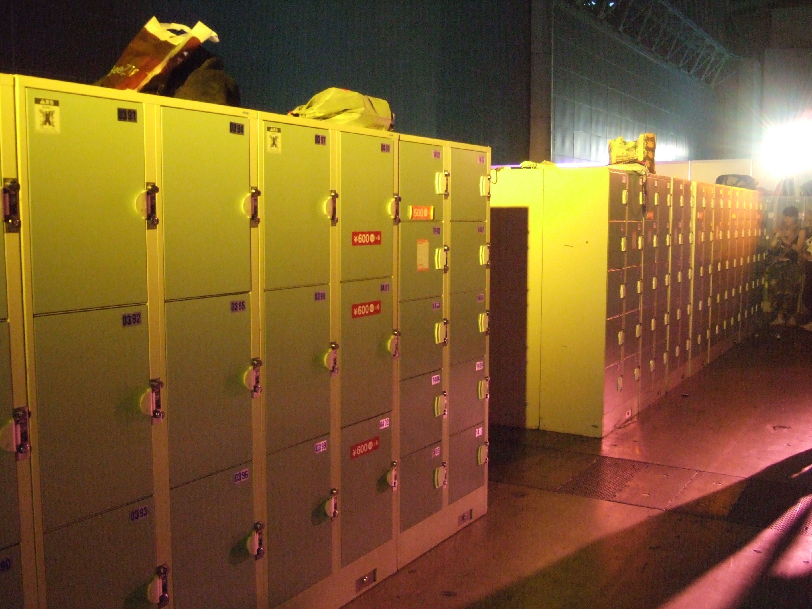 コインロッカー。