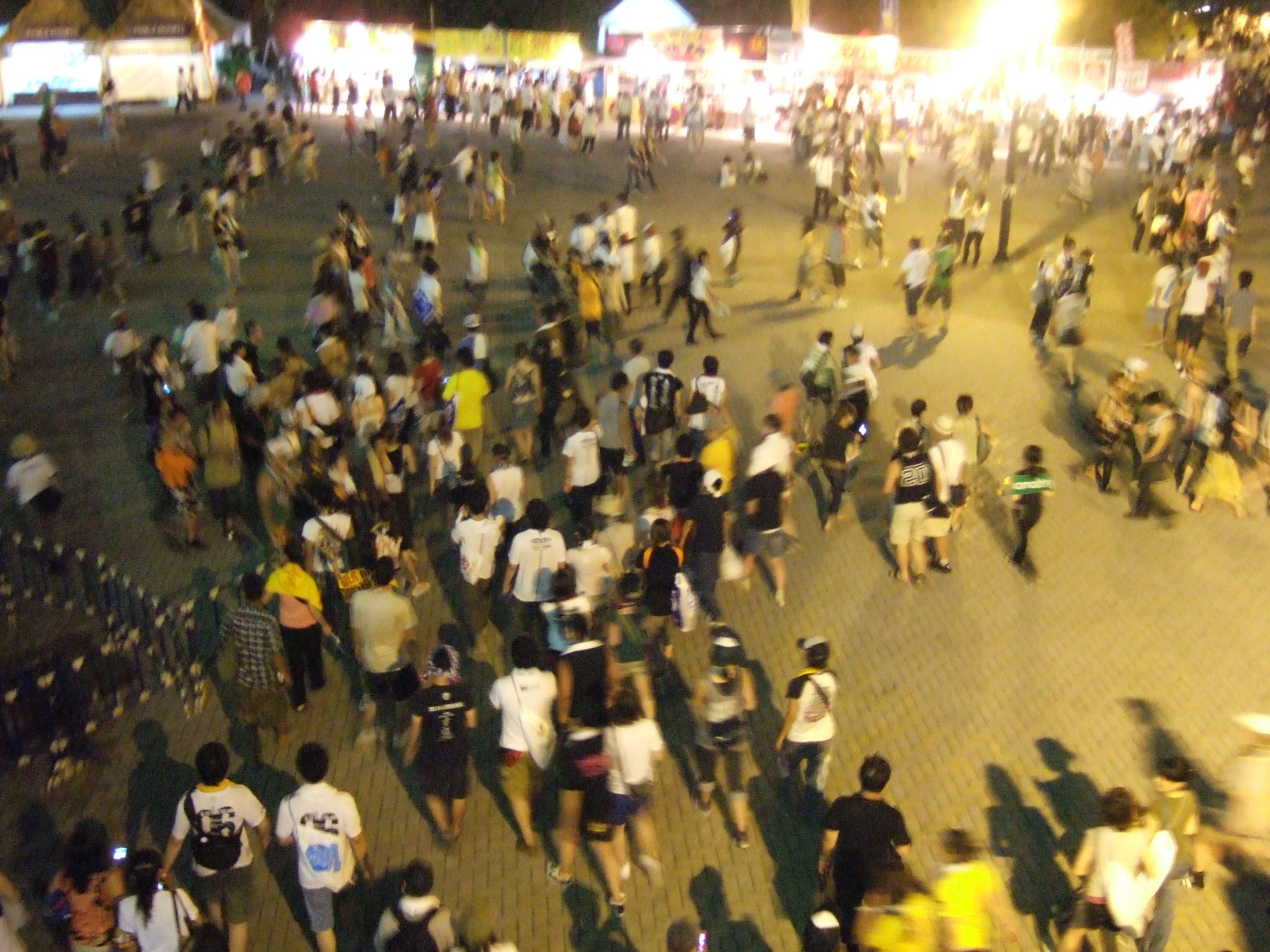 階段の上から。