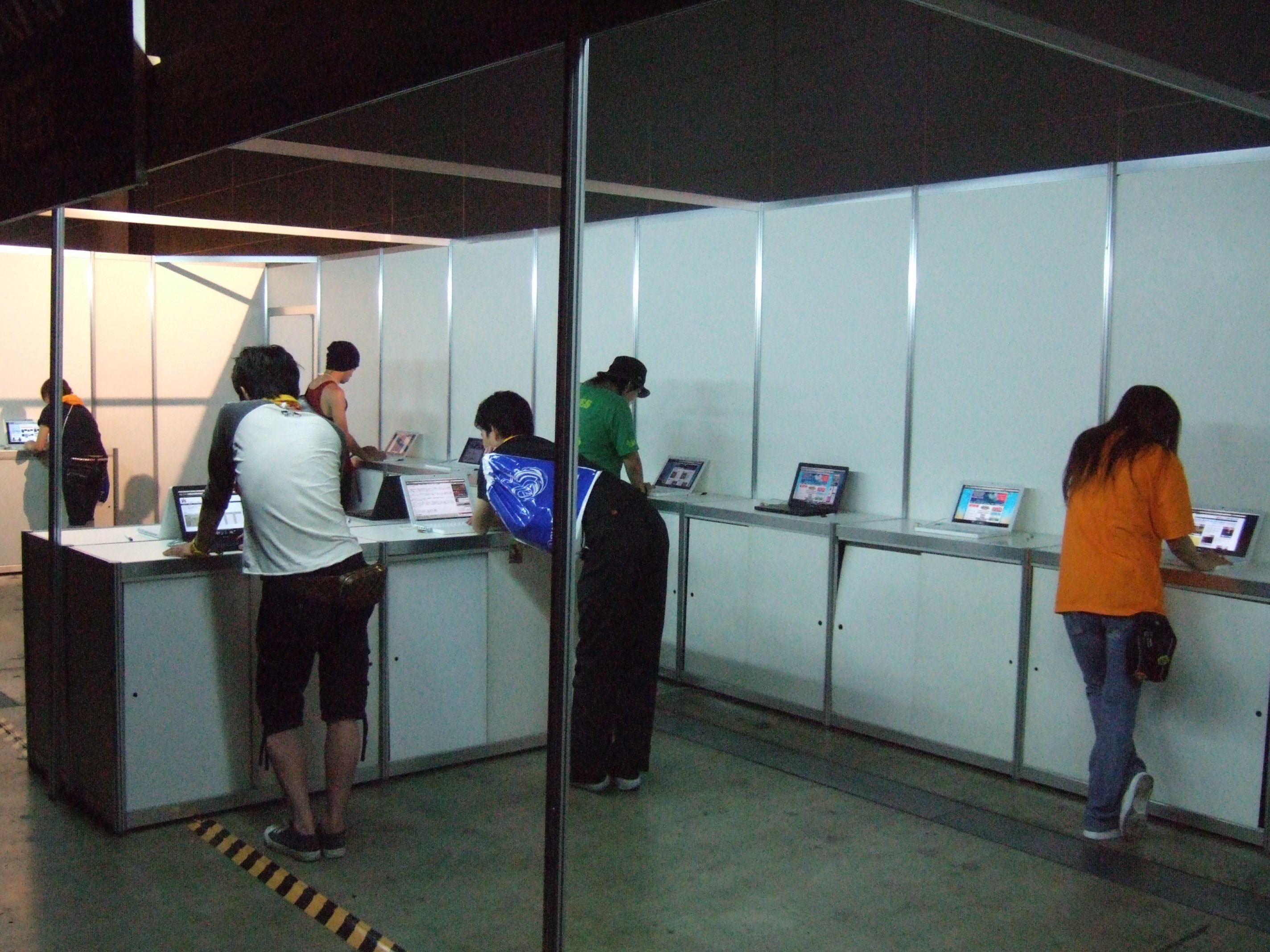 インターネットができるところ。