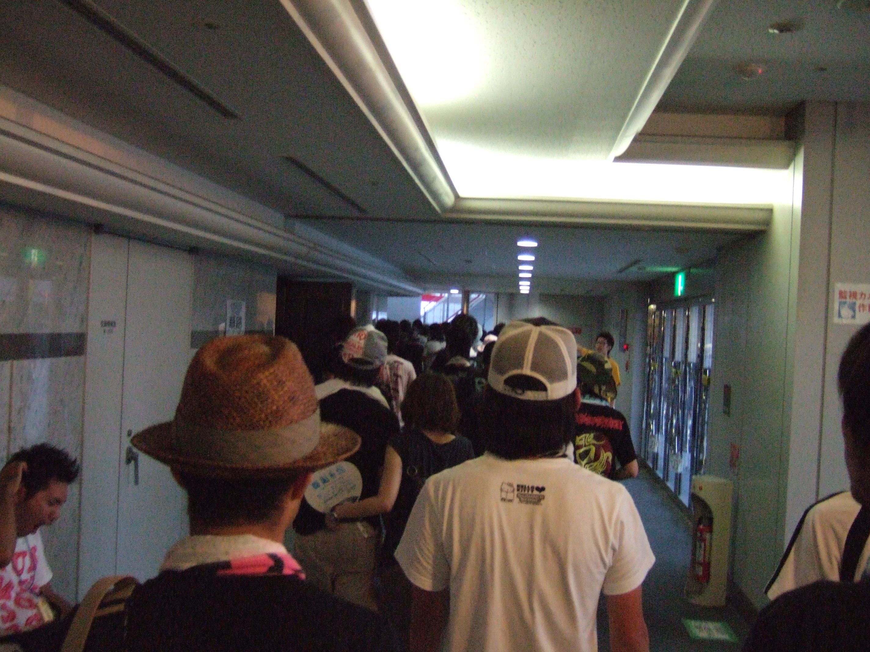 舞洲アリーナの通路。