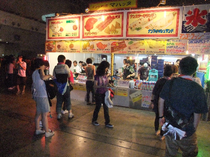 いろいろなフェスティバルに出店しているインド料理店マハッタ。