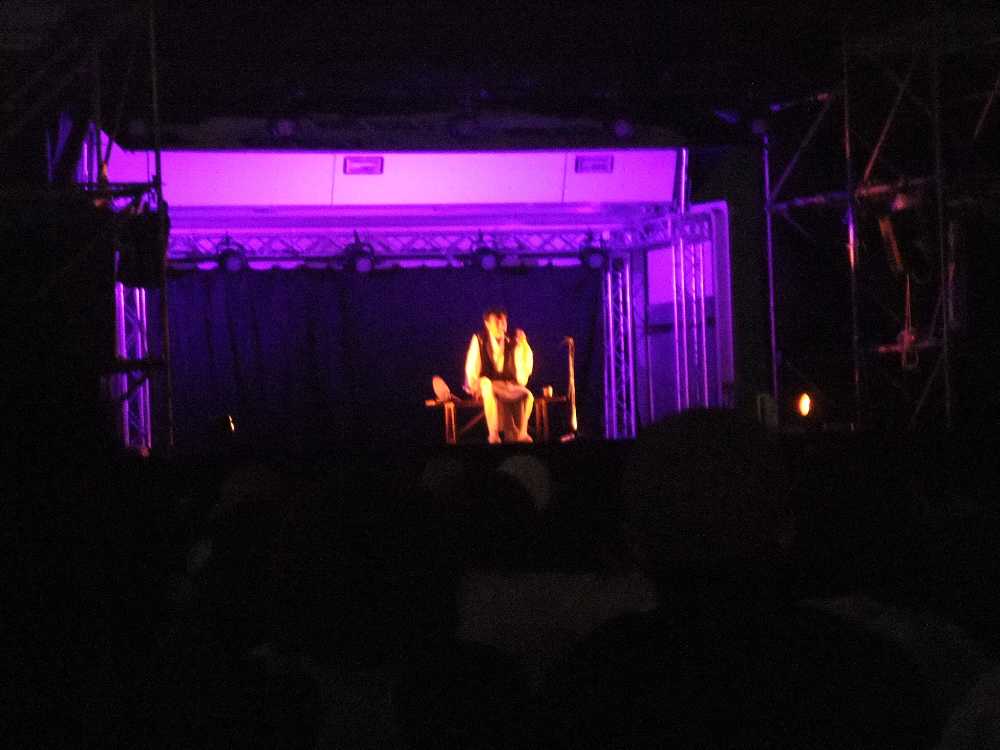 怖くなると色も変わります。