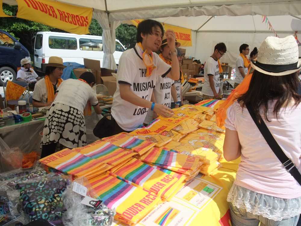 CDではなくタワーレコード関連商品が多い。