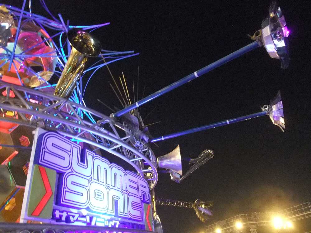 楽器もあります。