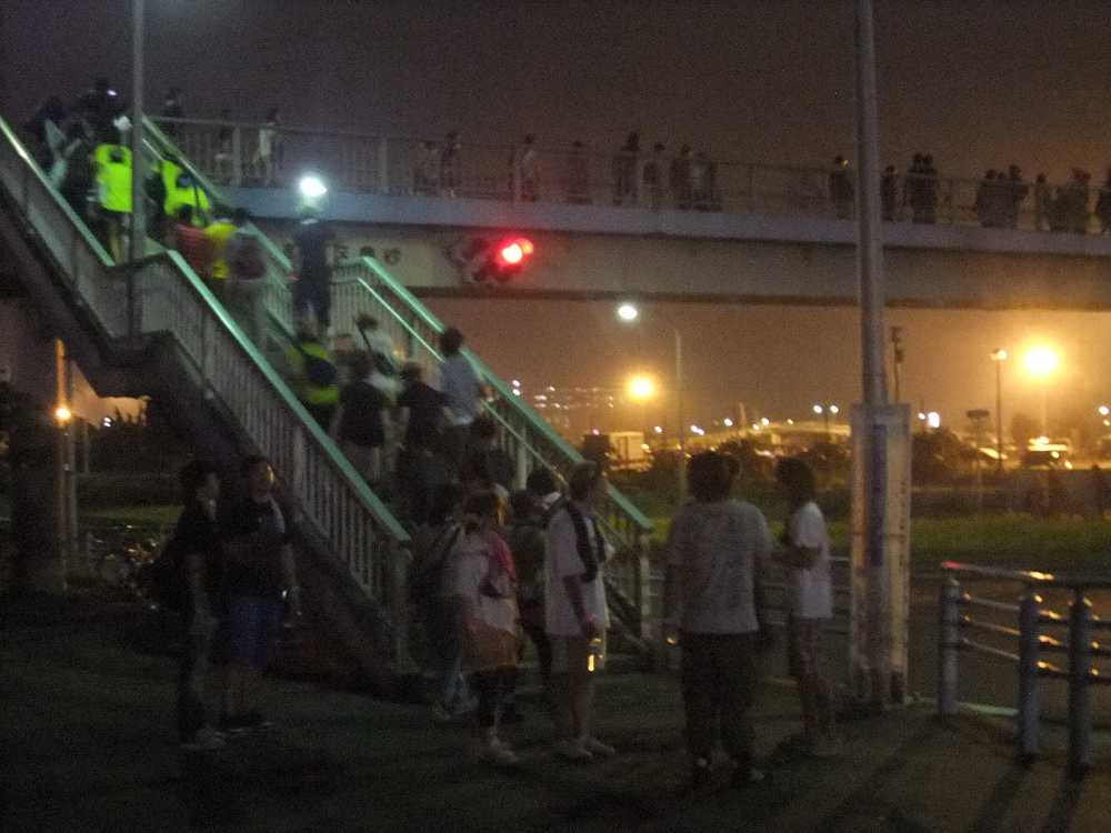 駐車場方面の横断歩道。