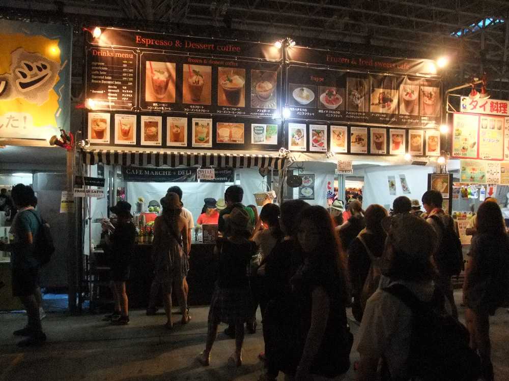 女子向けのカフェ。