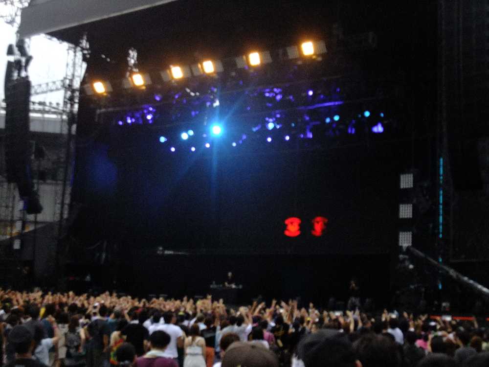 エミネムの前座スローターハウスの公演。