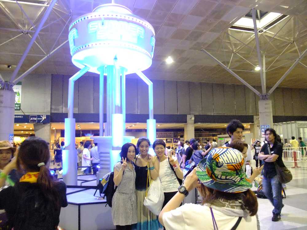 上下に動くオブジェ。