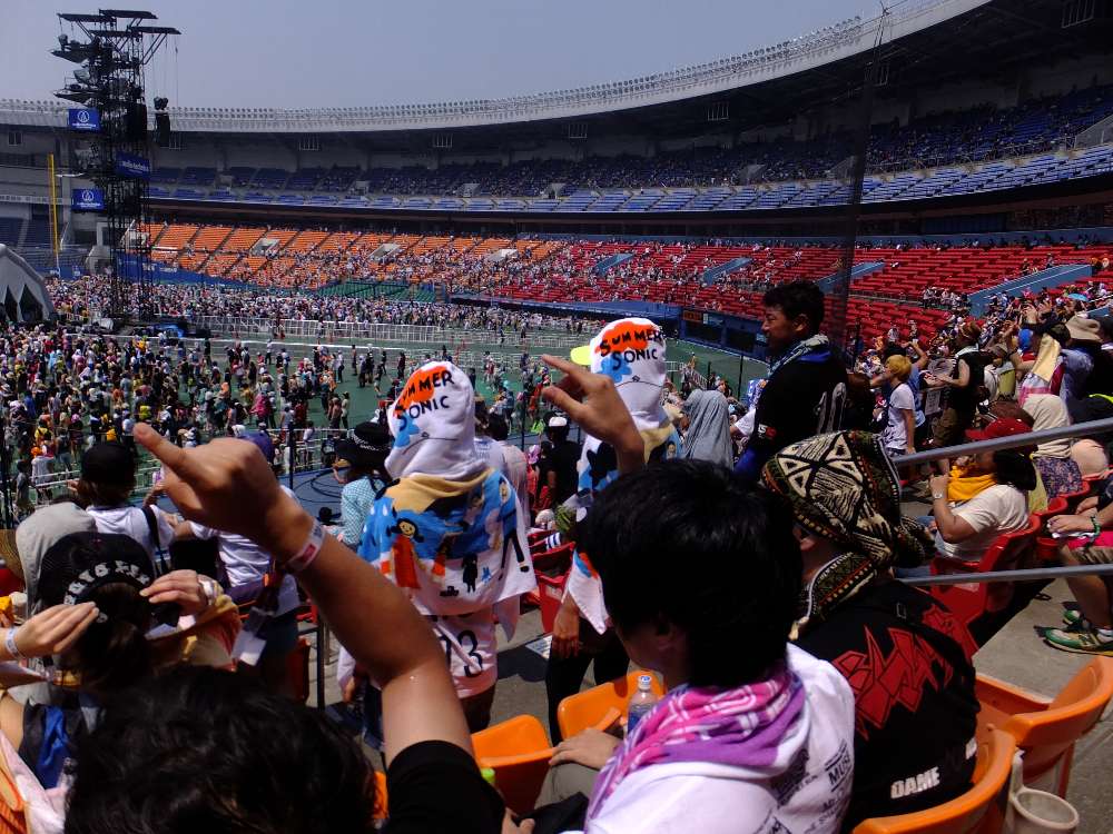 スタンド席の風景。