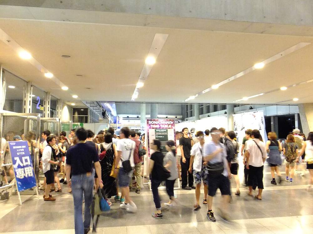 そのままクリスタルマウンテン（サマーソニックのマウンテンステージ）に直行する。