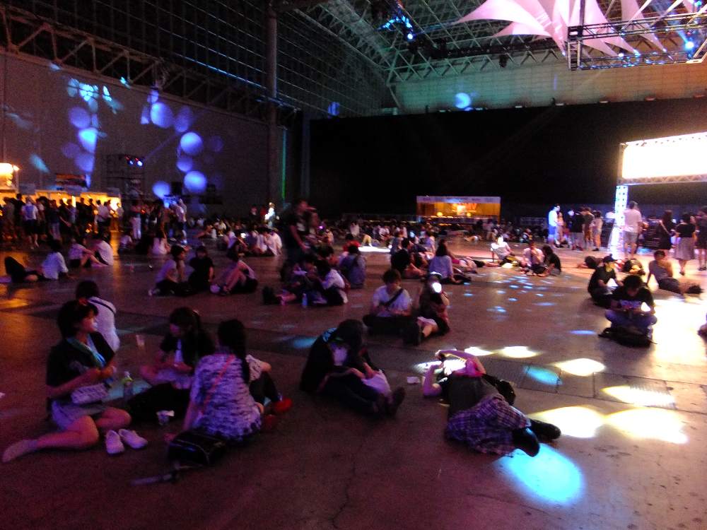 何もないスペースが広い。