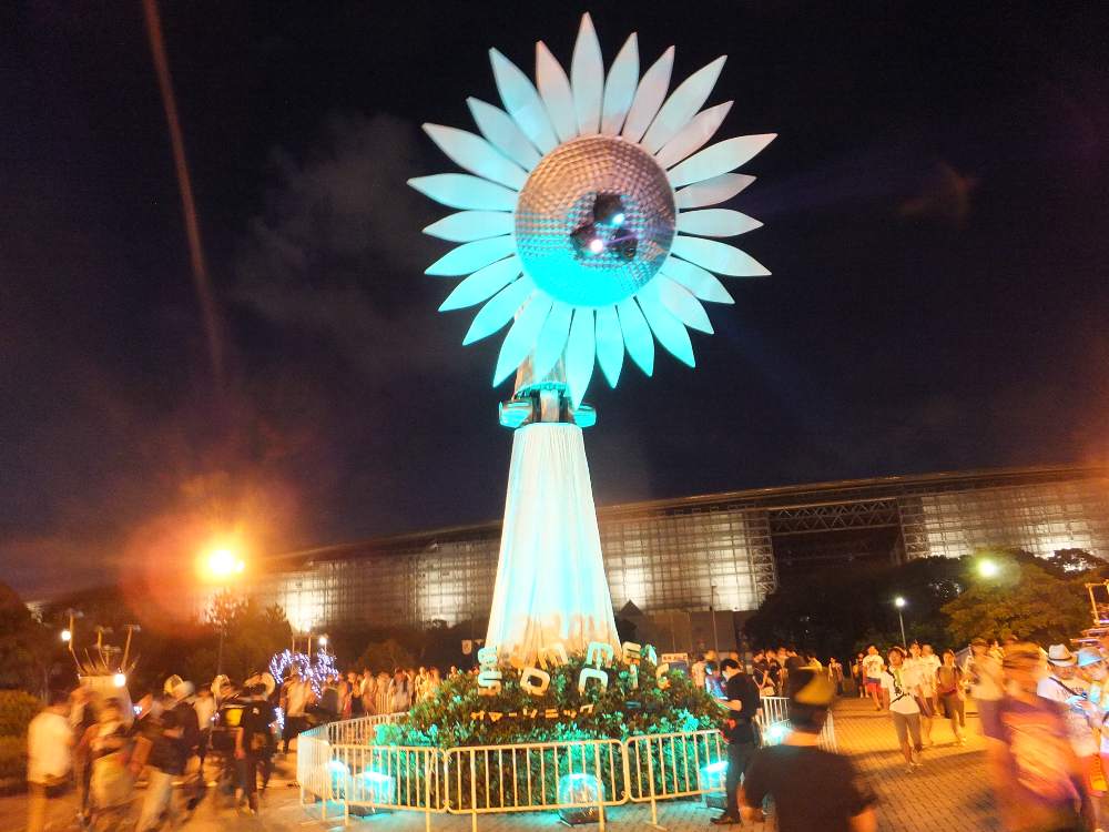 夜、色は変わる。