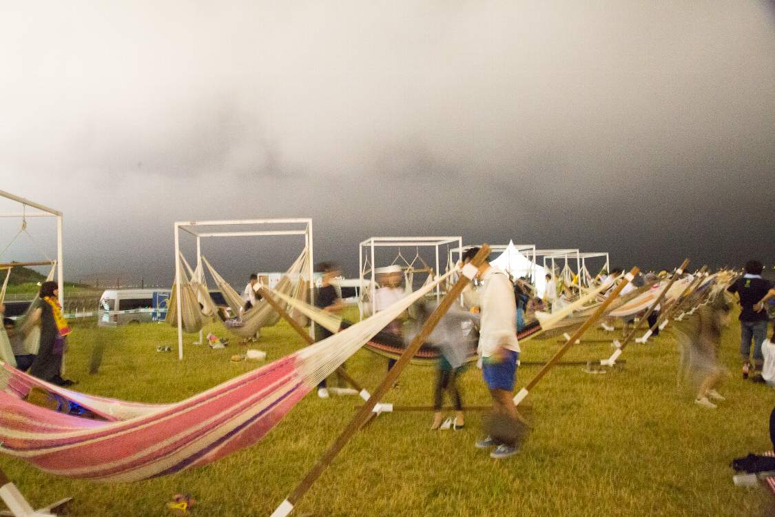 ガーデンステージのマリンステージ側。