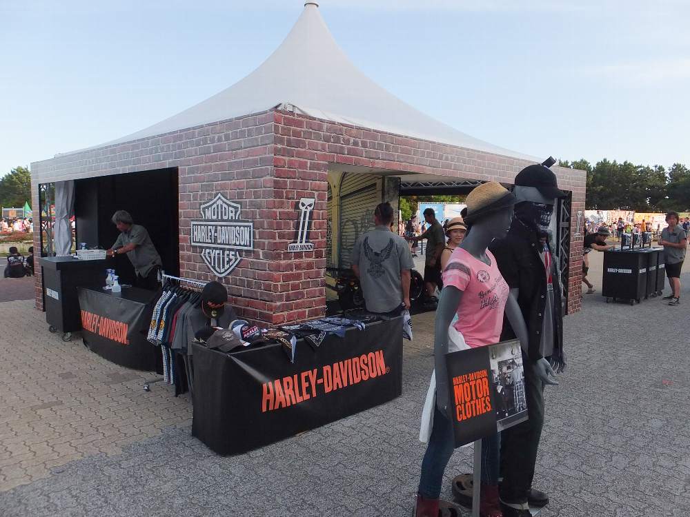 ハーレー・ダビッドソンのテント。