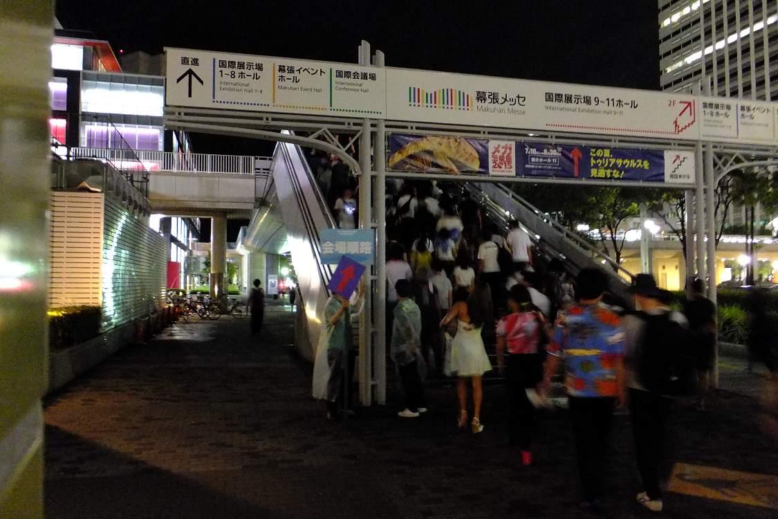 サマーソニックと違い、順路はほぼ決まっている。