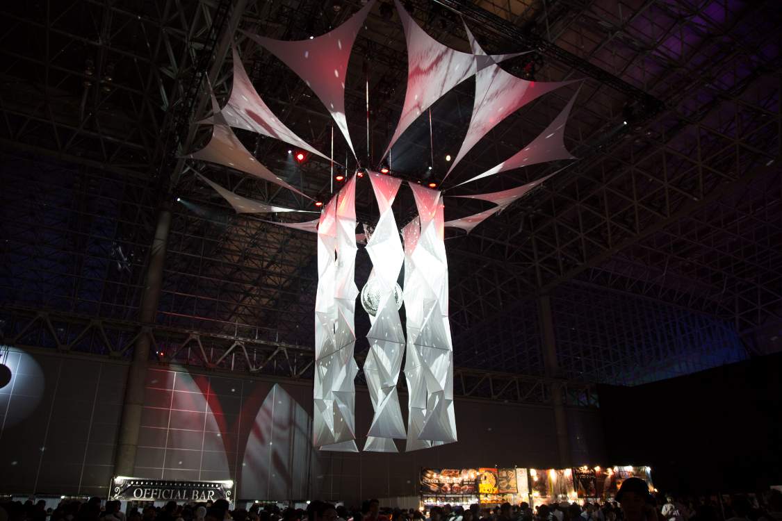 飲食店エリアの造形物。