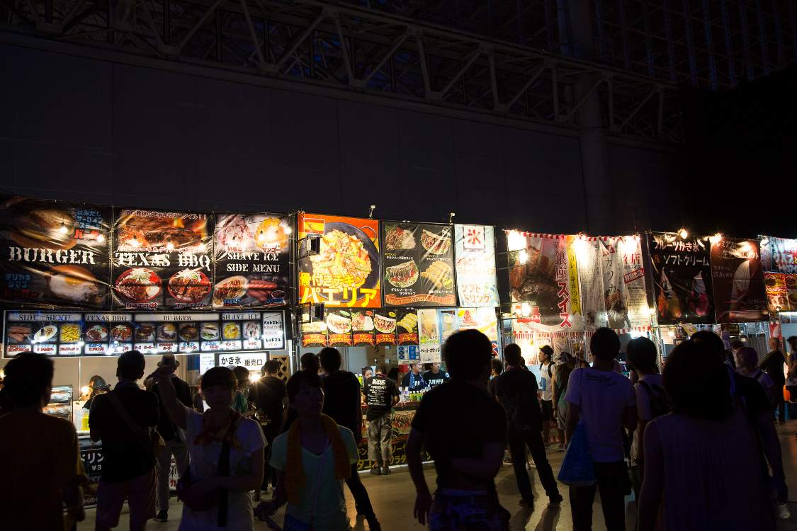 ソニックマニアの飲食店。サマーソニックと連続営業。