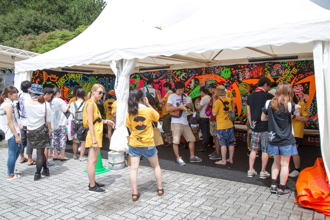 昨年までゲートの外側にありましたが、内側に移動してきました。