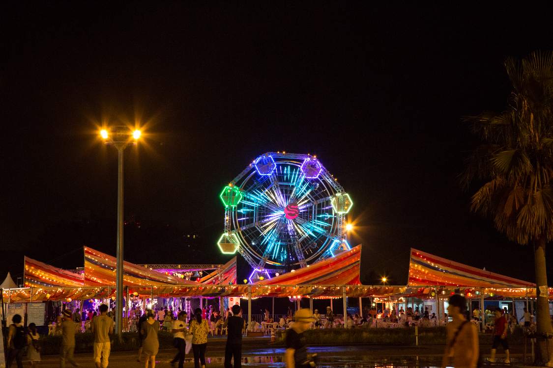 マリンステージ側から。