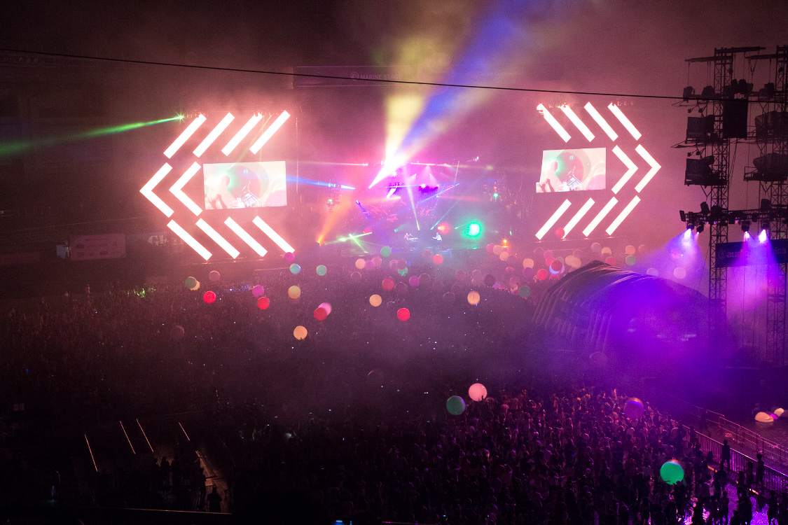 「ボーン・スリッピー」終了前。