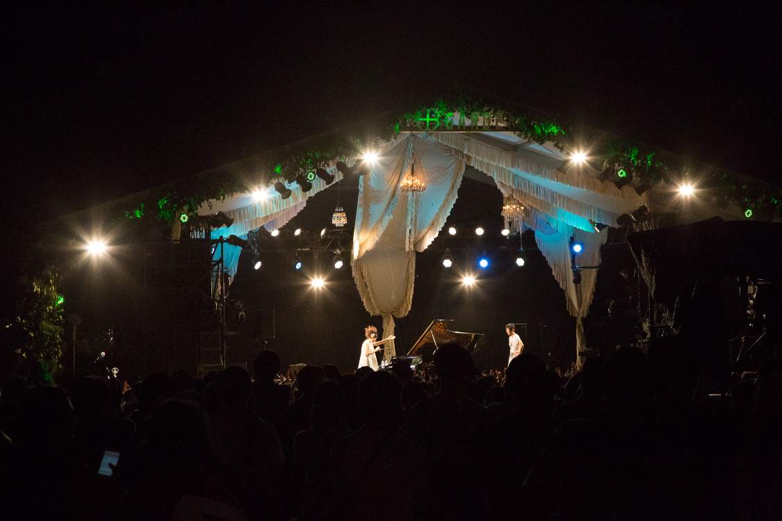 上原ひろみのころ。ザ・トリオ・プロジェクトで出演する予定が直前で変わったので、楽器としてはピアノのみの演奏になりました。