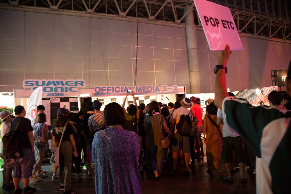 サマーソニックの公式メディアブース。