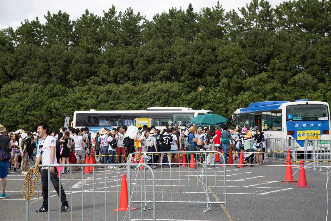 マリンステージ側のシャトルバス乗り場。