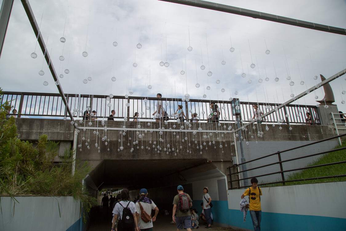 日曜も曇っていたので、アートとしては成功か。